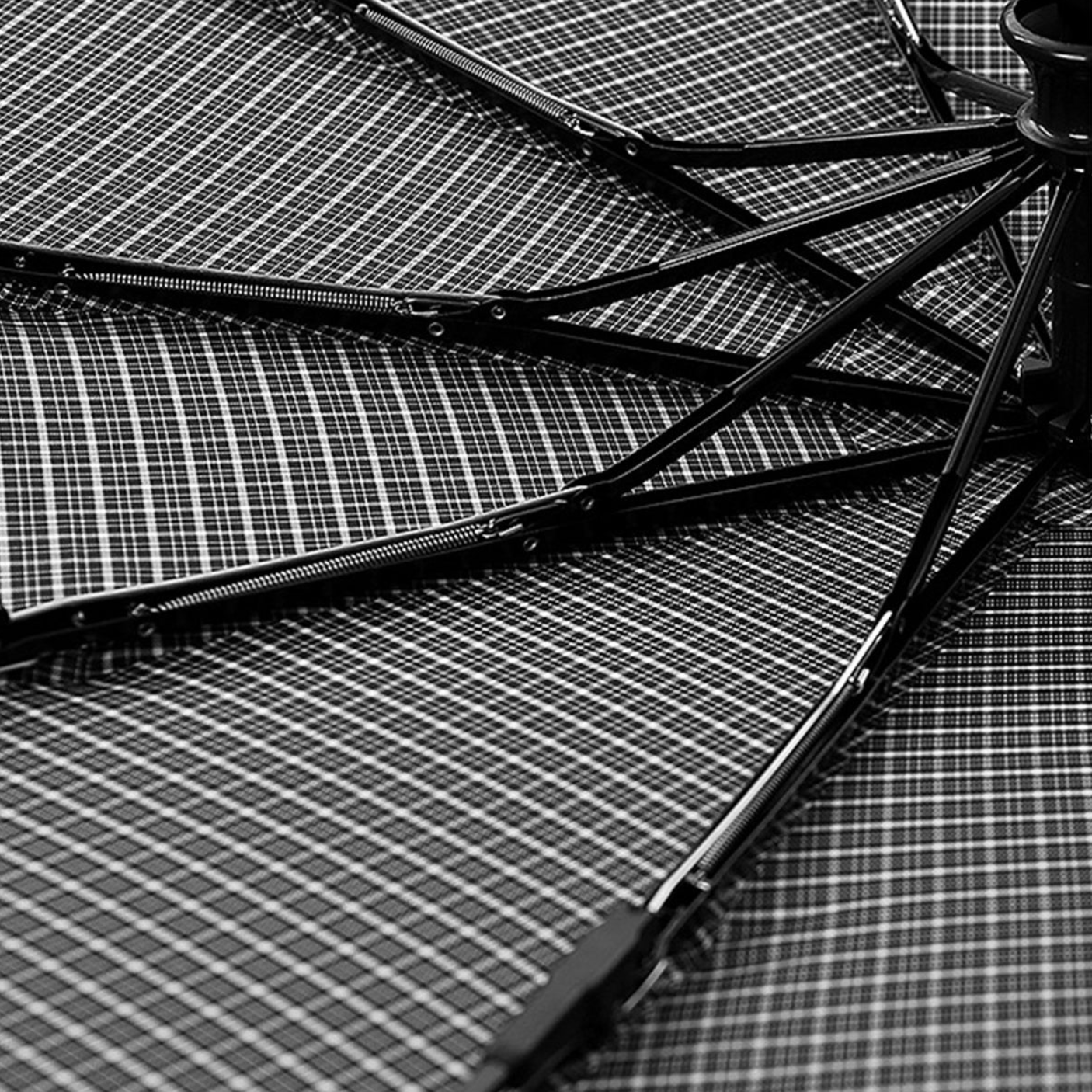 NomadRain - Parapluie pliant, compact, automatique.