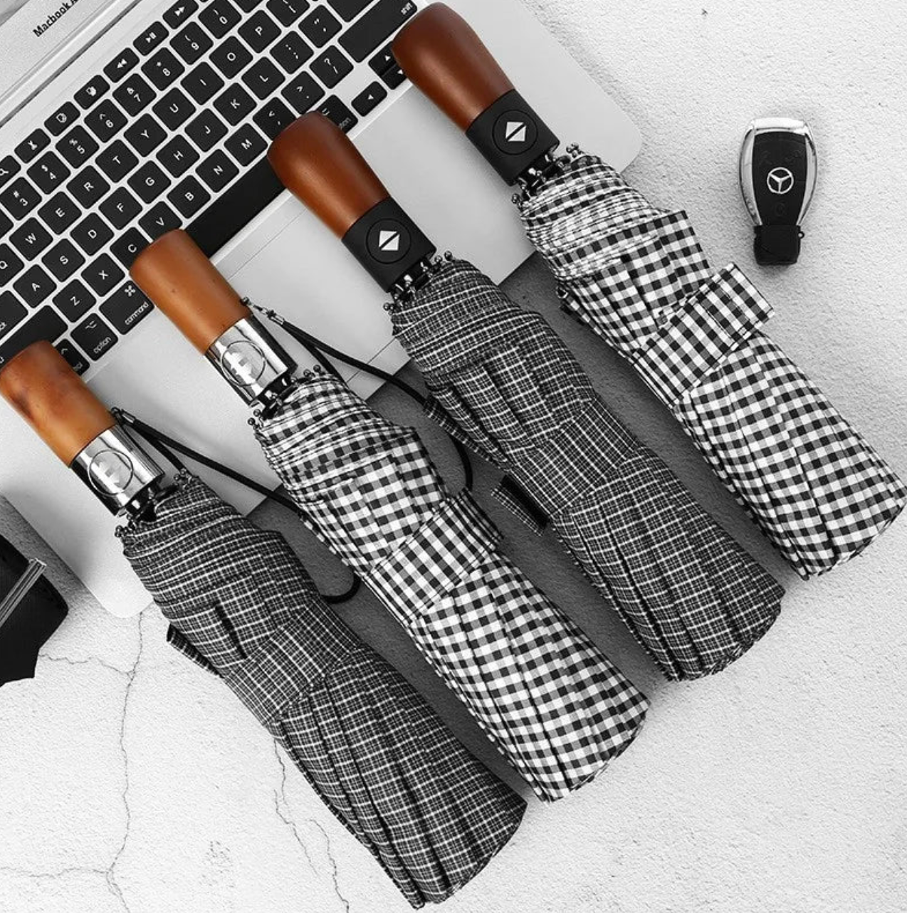 NomadRain - Parapluie pliant, compact, automatique.