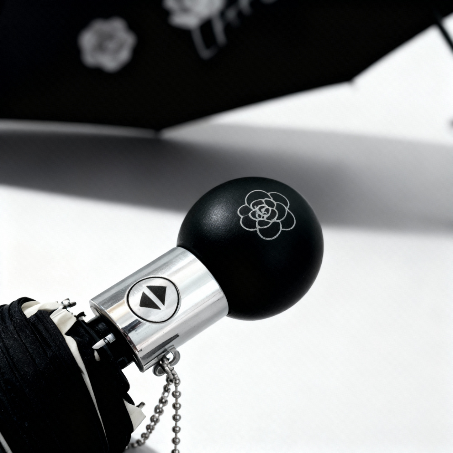 Volt 3 - Parapluie pliant, compact, automatique.